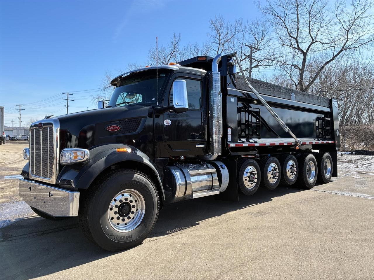 2026 Peterbilt 567 - Photo 1