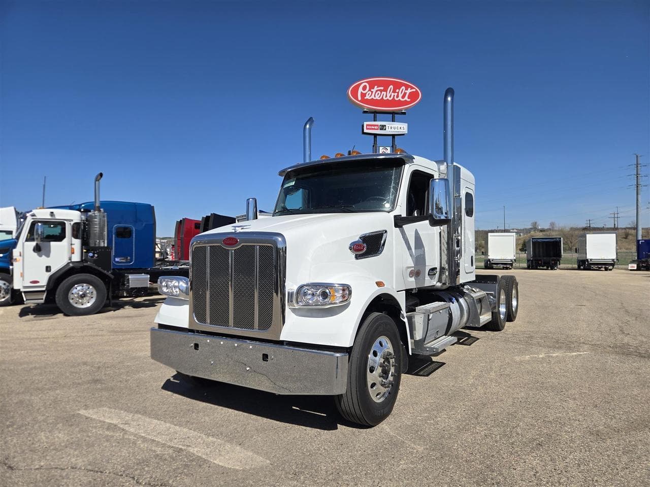 2027 Peterbilt 567 58" Low Roof - Photo 1