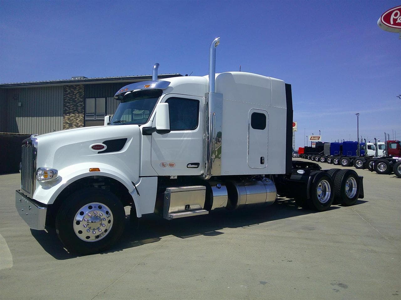 2027 Peterbilt 567 72" High Roof - Photo 1
