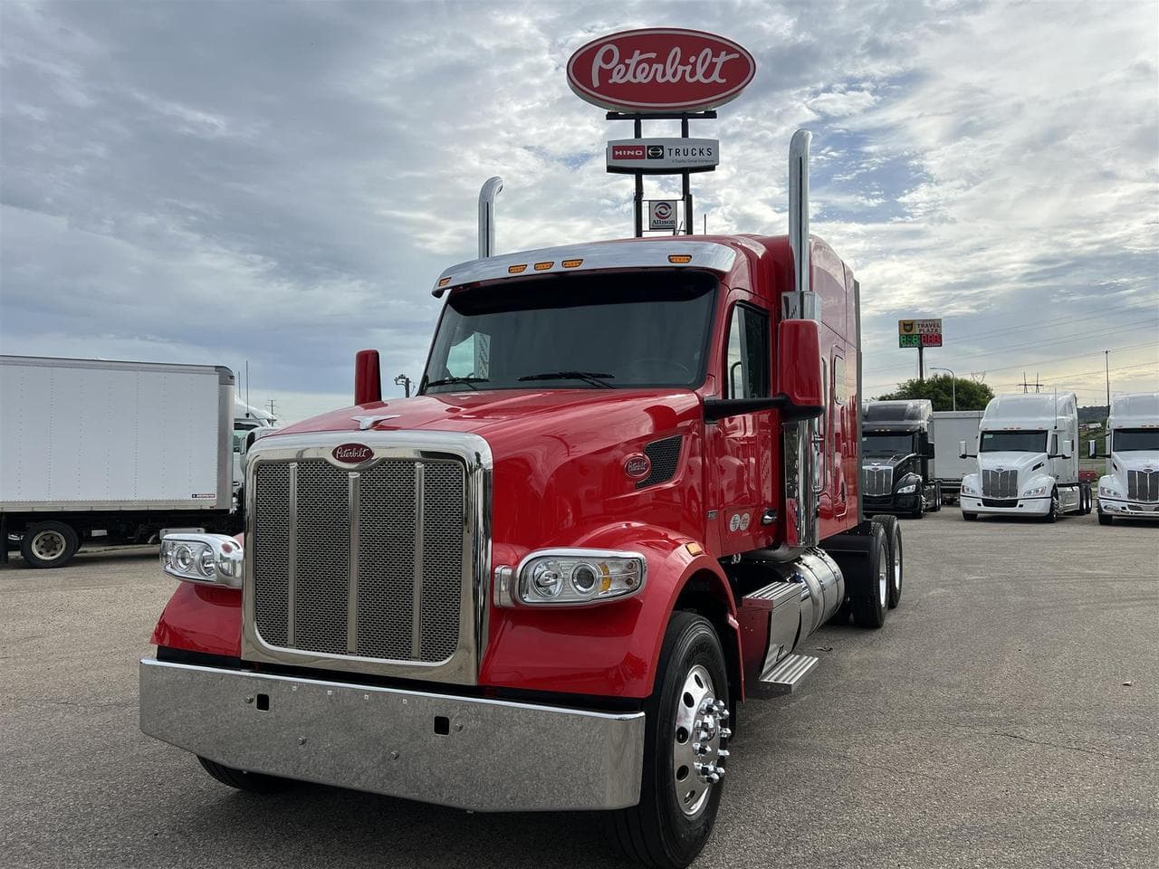 2027 Peterbilt 567 72" High Roof - Photo 1