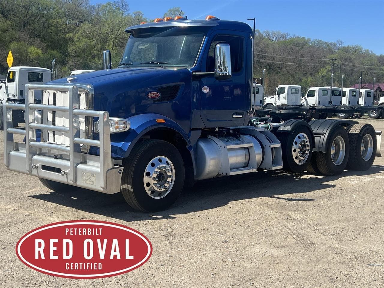 2023 Peterbilt 567 - Photo 1